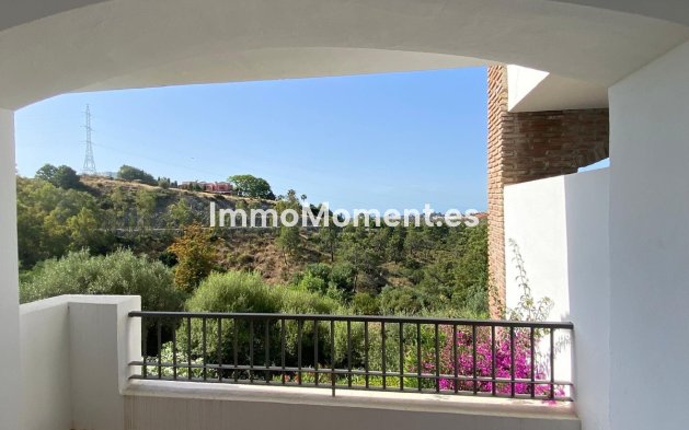 Resale - Apartment - Benahavís - Los Arqueros