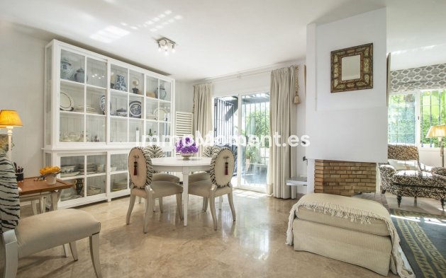 Resale - Detached villa - Marbella - Nueva Andalucía