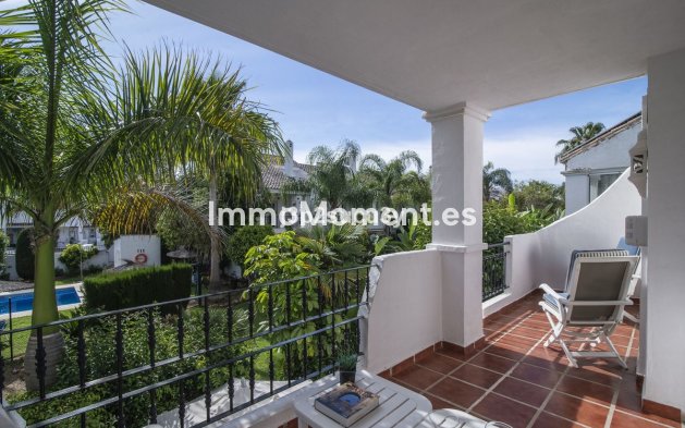 Resale - Detached villa - Marbella - Nueva Andalucía