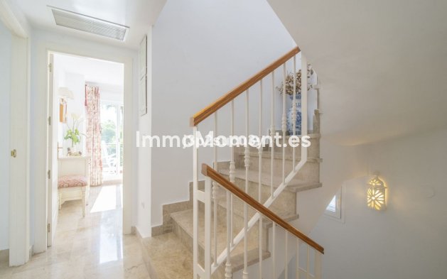 Resale - Detached villa - Marbella - Nueva Andalucía