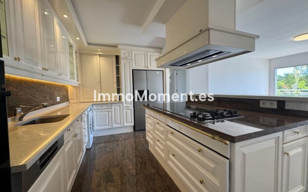 Bestaande woning - Appartement - Estepona  - Atalaya