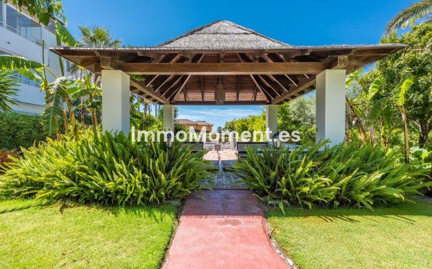 Bestaande woning - Appartement - Estepona  - Atalaya