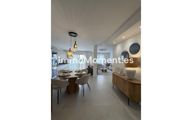 Resale - Apartment - Benahavís - Benahavís Centro