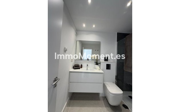Resale - Apartment - Benahavís - Benahavís Centro
