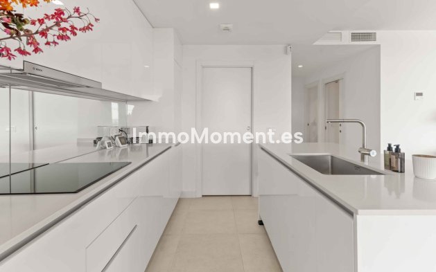 Wiederverkauf - Wohnung - Estepona  - Estepona Centro