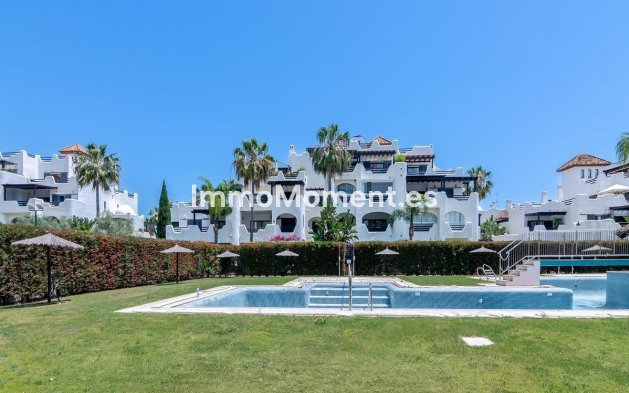 Resale - Apartment - Sotogrande