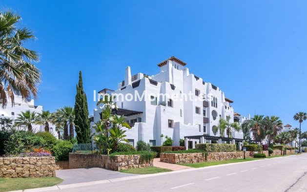 Resale - Apartment - Sotogrande