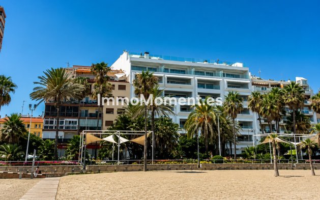 Wiederverkauf - Wohnung - Estepona  - Estepona Centro