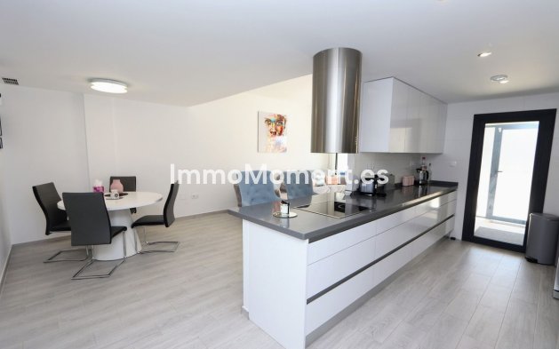Resale - Apartment - Orihuela - Villamartín