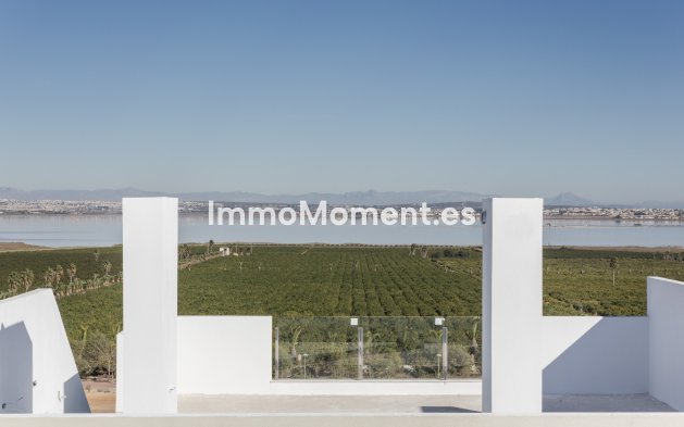 Obra nueva - Adosado - Torrevieja
