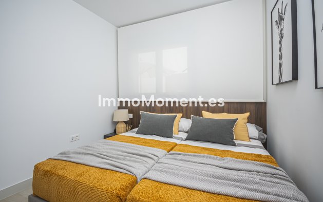 Obra nueva - Adosado - Torrevieja