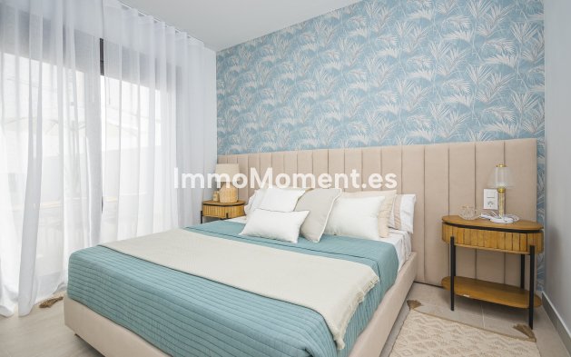 Obra nueva - Adosado - Torrevieja