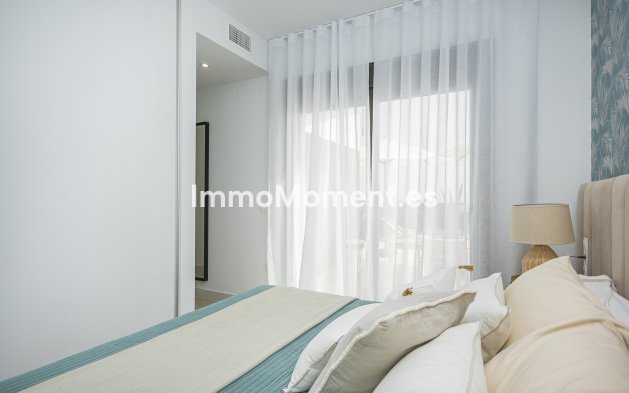 Obra nueva - Adosado - Torrevieja