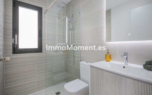 Obra nueva - Adosado - Torrevieja