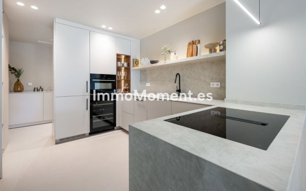 Resale - Apartment - Benahavís - La Quinta