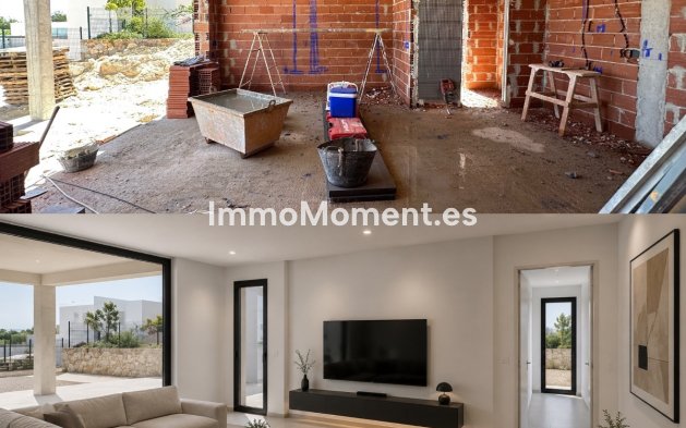 Resale - Detached villa - Orihuela - Las Colinas Golf