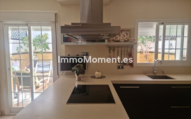 Wiederverkauf - Reihenhaus - Estepona  - Estepona Centro