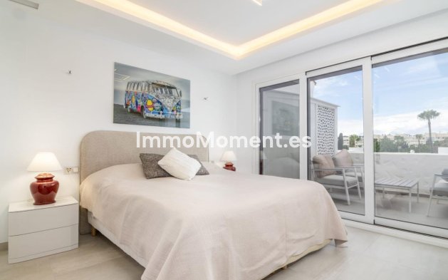Resale - Apartment - Marbella - Puerto Banús
