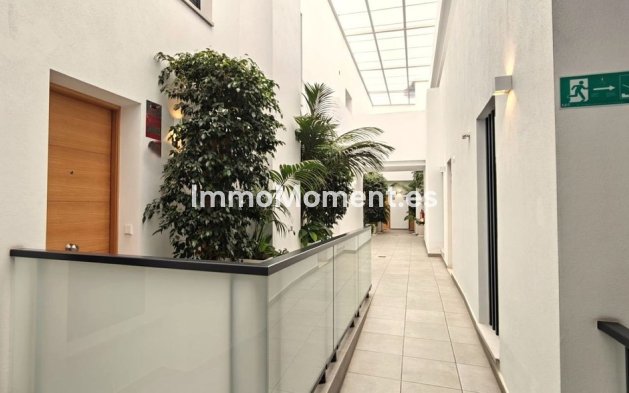 Bestaande woning - Appartement - Estepona  - Cancelada