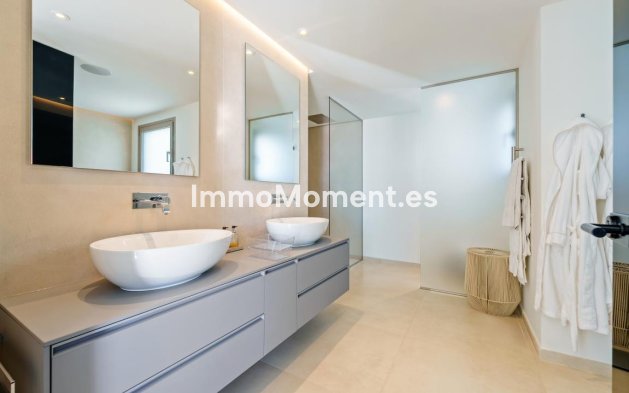 Wiederverkauf - Wohnung - Marbella - Nueva Andalucía