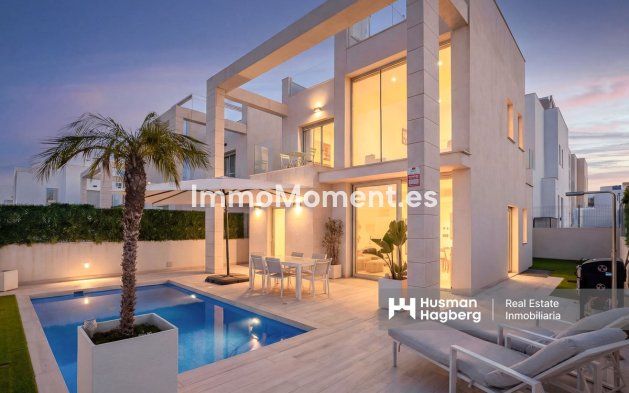 Resale - Detached villa - Orihuela - Lomas de Cabo Roig