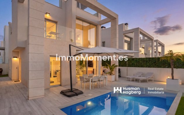 Resale - Detached villa - Orihuela - Lomas de Cabo Roig