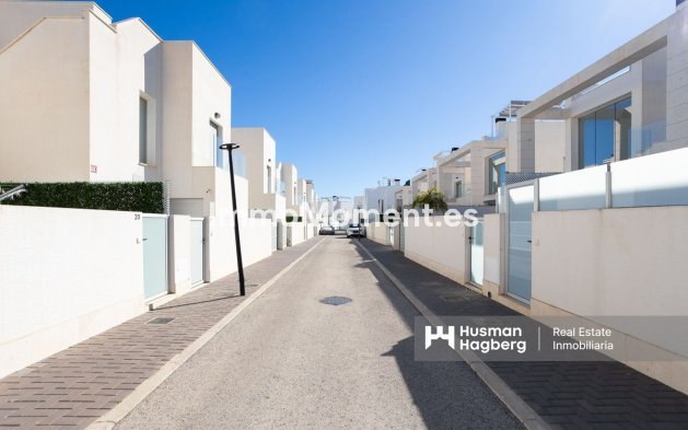 Resale - Detached villa - Orihuela - Lomas de Cabo Roig