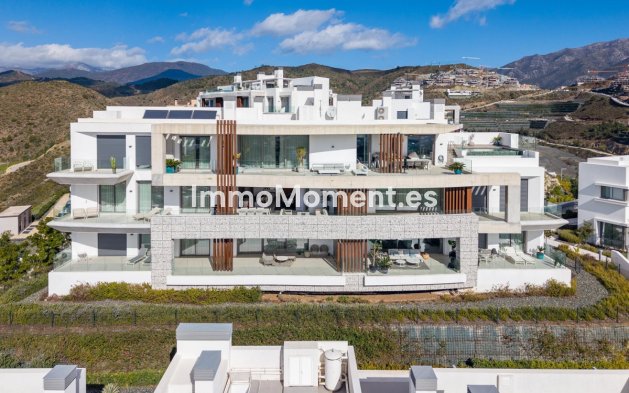 Resale - Apartment - Benahavís - Benahavís Centro