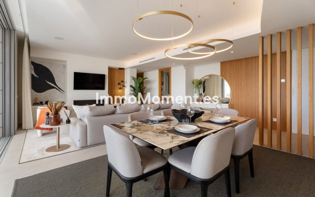 Resale - Apartment - Benahavís - Benahavís Centro