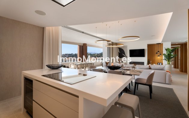 Resale - Apartment - Benahavís - Benahavís Centro