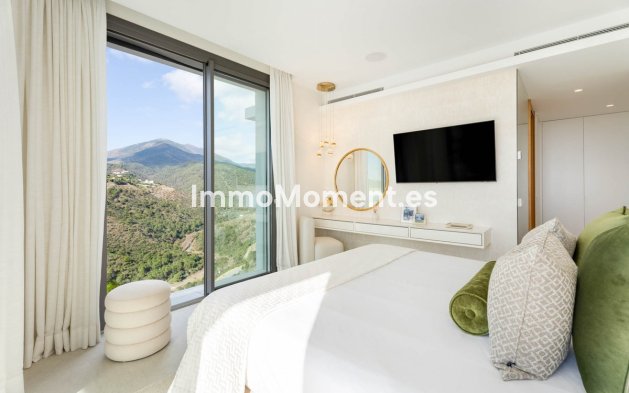 Resale - Apartment - Benahavís - Benahavís Centro