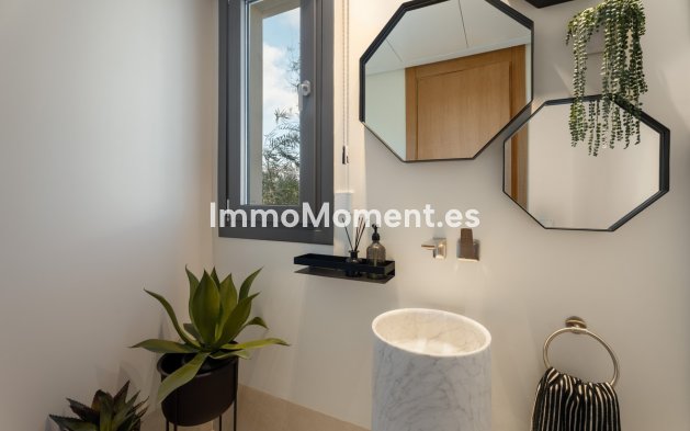 Resale - Apartment - Benahavís - Benahavís Centro