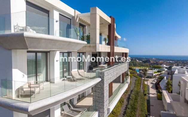 Resale - Apartment - Benahavís - Benahavís Centro