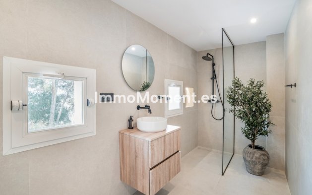 Resale - Apartment - Benahavís - La Quinta