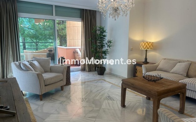 Revente - Appartement - Marbella - Nueva Andalucía