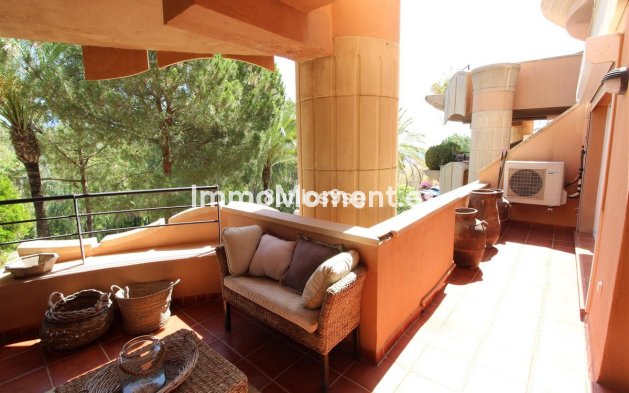 Revente - Appartement - Marbella - Nueva Andalucía