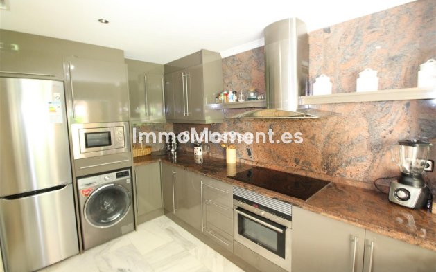 Revente - Appartement - Marbella - Nueva Andalucía
