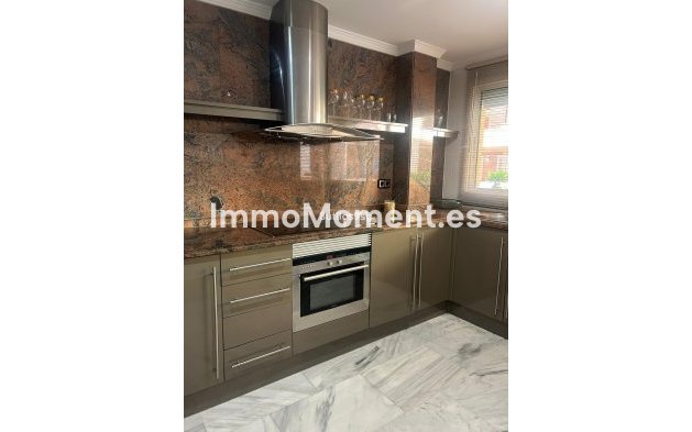 Revente - Appartement - Marbella - Nueva Andalucía