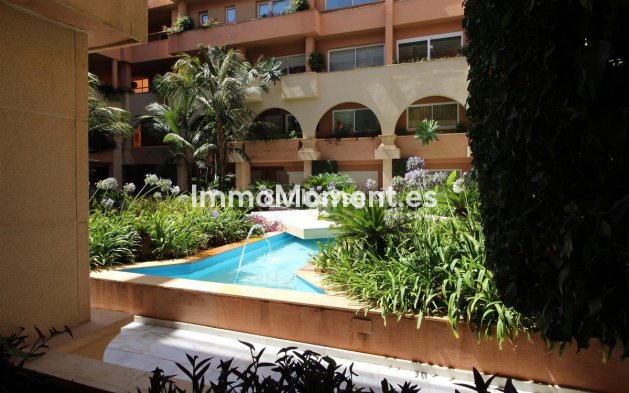 Revente - Appartement - Marbella - Nueva Andalucía