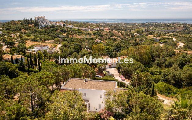 Wiederverkauf - Freistehende Villa - Estepona  - Estepona Centro