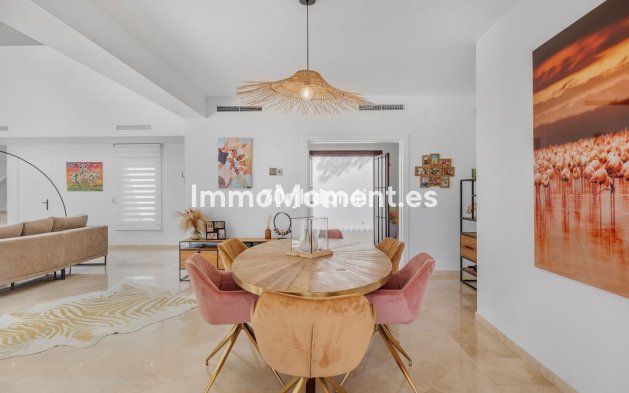 Wiederverkauf - Freistehende Villa - Estepona  - Estepona Centro