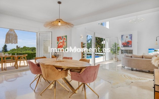 Wiederverkauf - Freistehende Villa - Estepona  - Estepona Centro