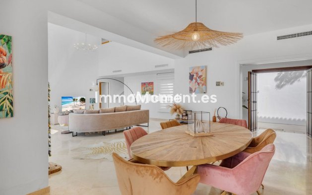 Wiederverkauf - Freistehende Villa - Estepona  - Estepona Centro