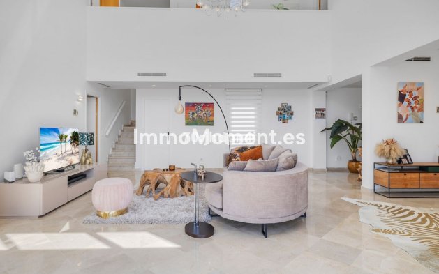 Wiederverkauf - Freistehende Villa - Estepona  - Estepona Centro