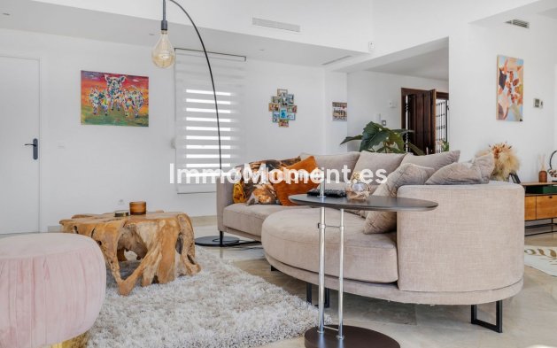 Wiederverkauf - Freistehende Villa - Estepona  - Estepona Centro