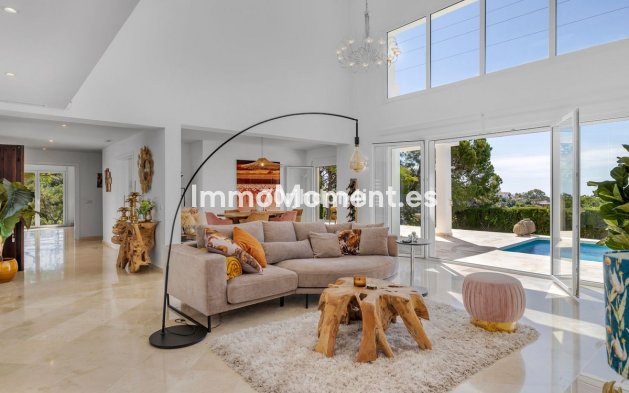 Wiederverkauf - Freistehende Villa - Estepona  - Estepona Centro