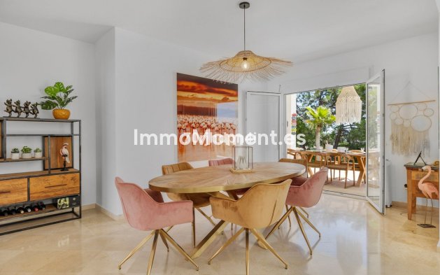Wiederverkauf - Freistehende Villa - Estepona  - Estepona Centro