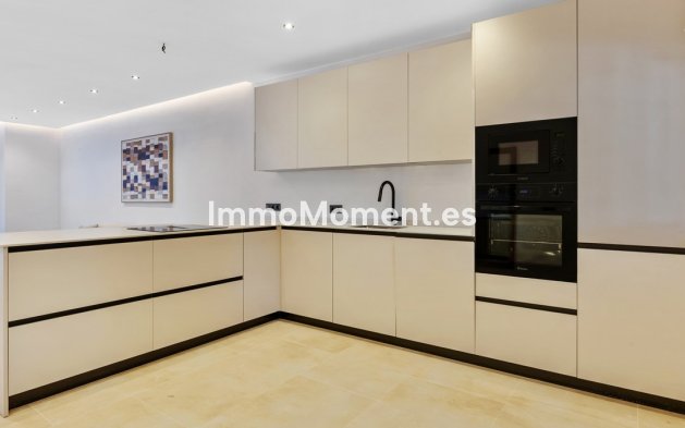 Wiederverkauf - Wohnung - Marbella - Nueva Andalucía