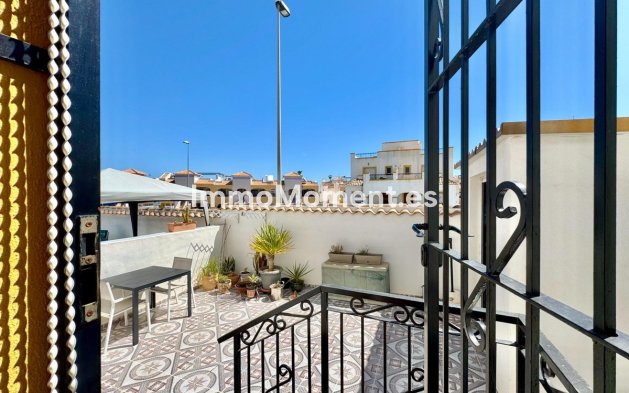 Resale - Detached villa - Orihuela - Los Altos