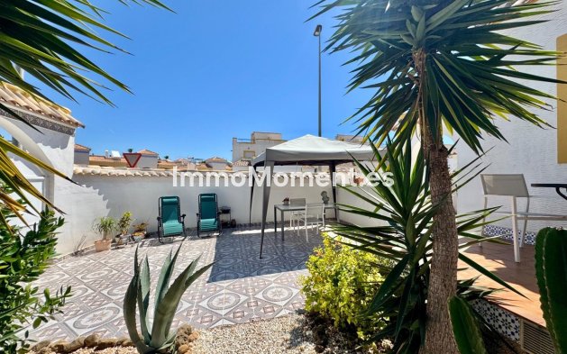 Resale - Detached villa - Orihuela - Los Altos